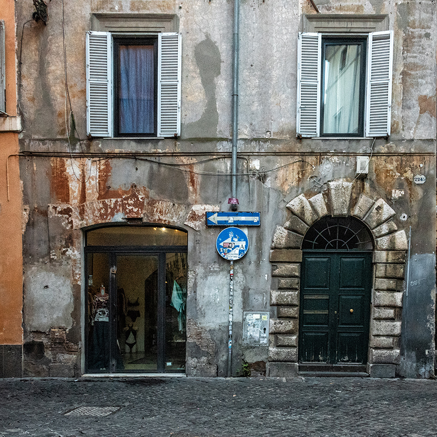 Rome via del Governo Vecchio